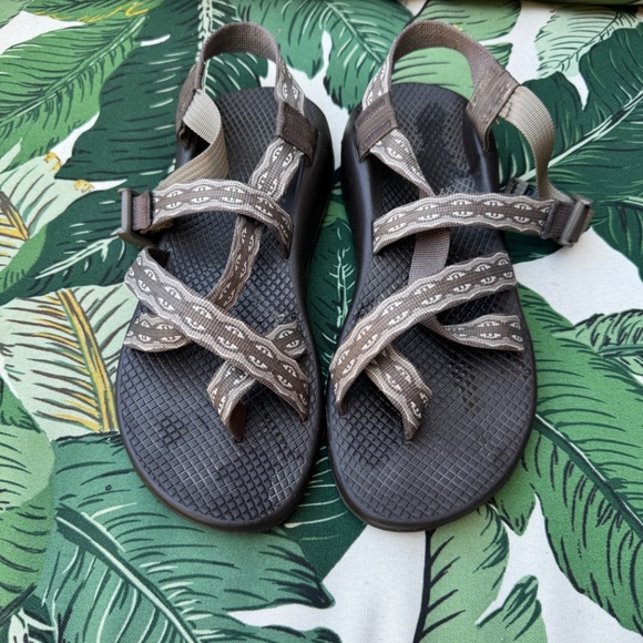 Chaco Women's Z/2 Rapid Pro Adjustable Strap Classic Sandal Like New - Picture 2 of 5